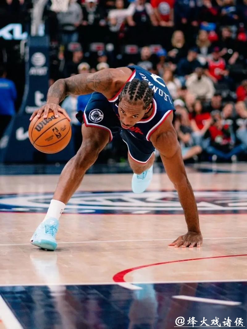 膝伤还没好!莱昂纳德将从赛季开始无限期缺阵 膝伤还没好!莱昂纳德将从赛季开始无限期缺阵