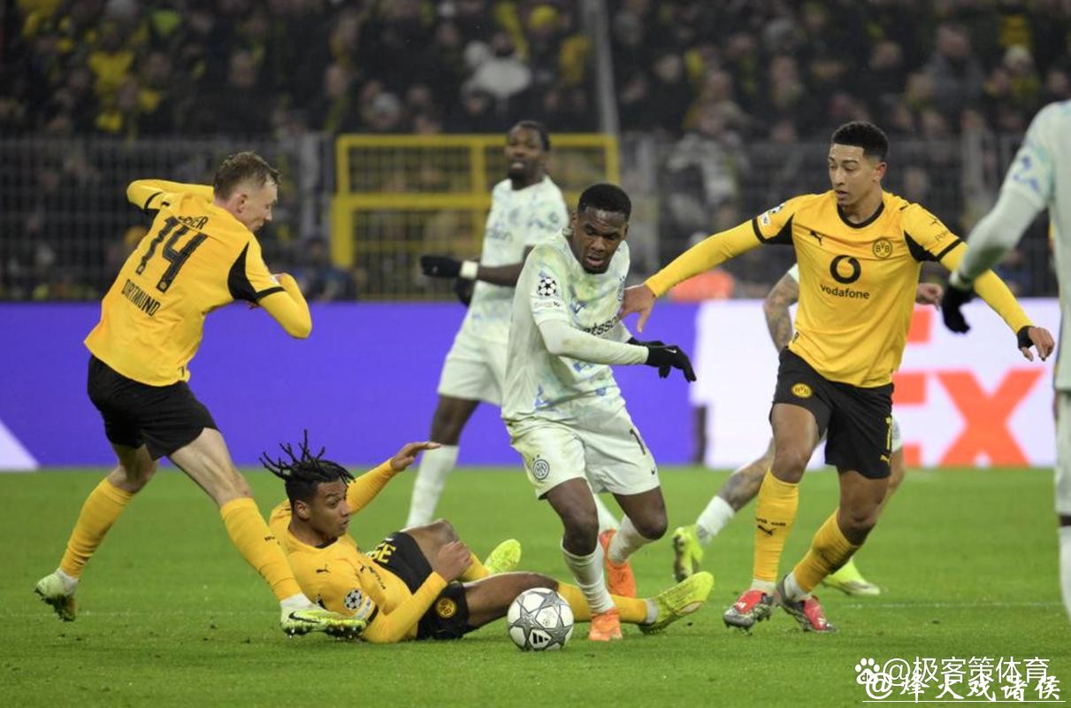 欧冠-迪马尔科任意球破门 国际米兰2-0多特蒙德