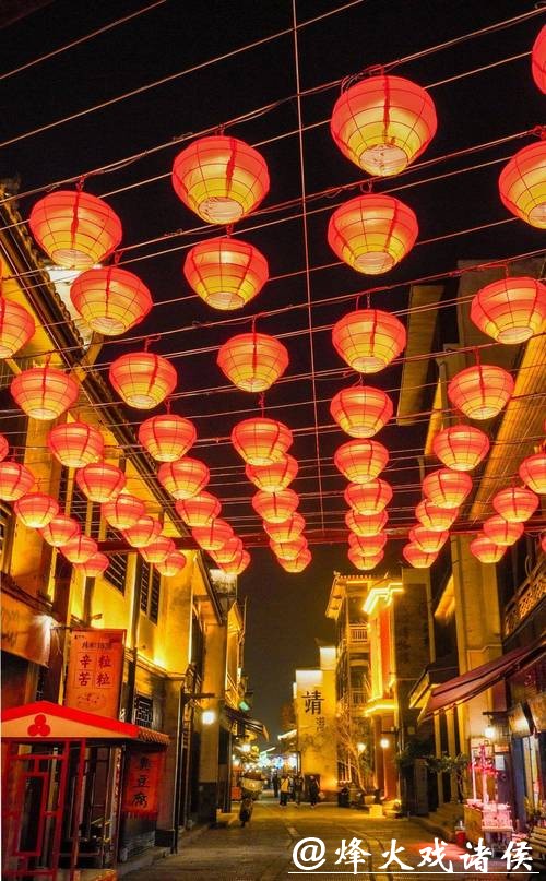 2026长沙新春灯会点亮靖港古镇 2026长沙新春灯会点亮靖港古镇