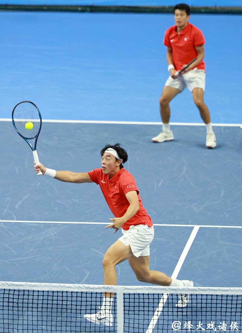 全运会网球赛场:老将圆梦 新秀涌现 全运会网球赛场:老将圆梦 新秀涌现